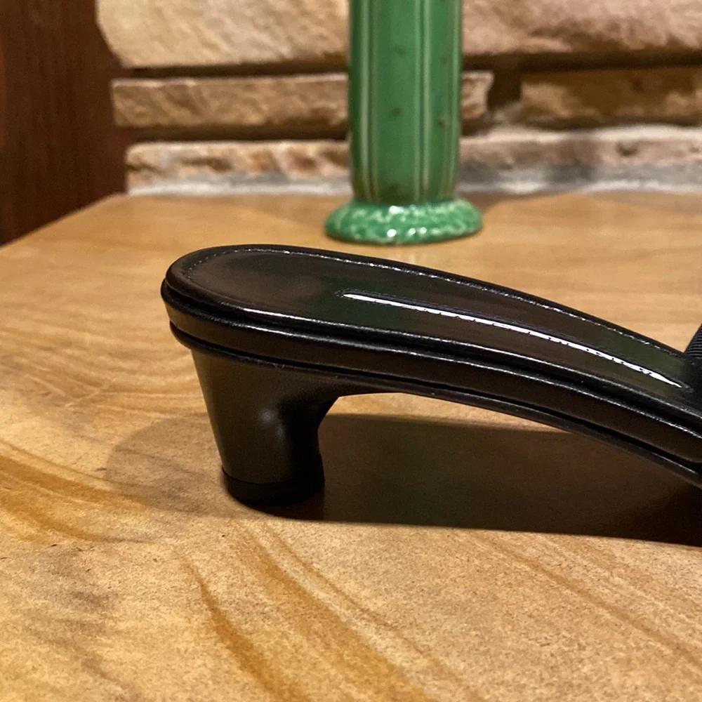 Donald J. Pliner Black Bow Slide Sandals - Picture 6 of 9